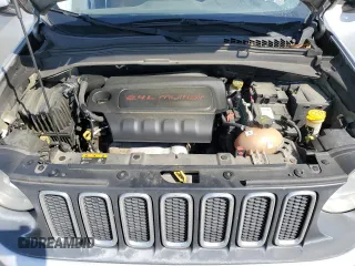 2017 Jeep Renegade Latitude with VIN ZACCJABB7HPE91641, listed as a Copart auction lot 53029205 with 210,002 mi miles and Salvage title. Bid and sale history available at DreamBid. Image 13.