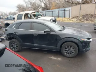 2020 Mazda CX-30 with VIN 3MVDMABLXLM113036, listed as a IAAI auction lot 41173272 with 65,570 mi miles. Bid and sale history available at carsss.com. Image 13.