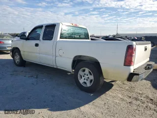 2003 Chevrolet Silverado 1500 Work Truck with VIN 2GCEC19X731245311, listed as a Copart auction lot 87621145 with 105,910 mi miles and Clean Title. Bid and sale history available at carsss.com. Image 2.