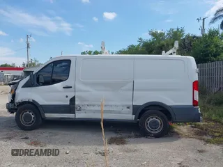 2016 Ford Transit Cargo с VIN 1FTYR1YM0GKA86155, выставлен на аукционе IAAI как лот 41840237 с пробегом 192 125 миль миль и . История ставок и продаж доступна на DreamBid. Изображение 15.