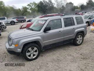 2017 Jeep Patriot High Altitude z VIN 1C4NJPFA4HD160978, wystawiony jako Copart lot #53547045 z przebiegiem 127 297 mil mil oraz Szkoda całkowita • Salvage title. Historia ofert i sprzedaży dostępna na DreamBid. Obrazek 1.