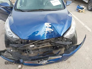 2015 Hyundai Elantra SE z VIN 5NPDH4AE0FH630351, wystawiony jako IAAI lot #41405235 z przebiegiem 122 199 mil mil oraz . Historia ofert i sprzedaży dostępna na DreamBid. Obrazek 12.