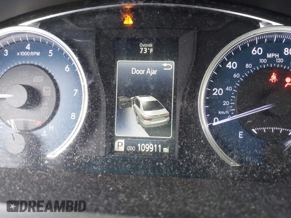 2017 Toyota Camry XLE with VIN 4T1BF1FK6HU416091, listed as a IAAI auction lot 41963072 with 109,911 mi miles and . Bid and sale history available at carsss.com. Image 16.