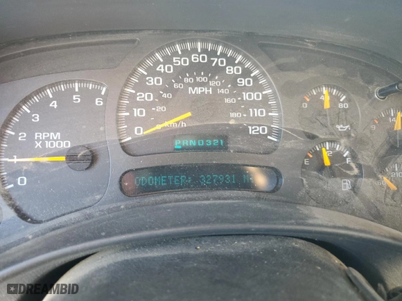 2004 Chevrolet Silverado 1500 LS with VIN 1GCEC14V74Z103166, listed as a Copart auction lot 77694504 with 327,931 mi miles and Clean Title. Bid and sale history available at carsss.com. Image 9.