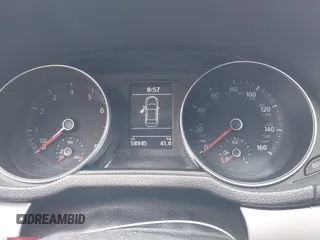 2017 Volkswagen Passat S z VIN 1VWAT7A3XHC071775, wystawiony jako IAAI lot #41775028 z przebiegiem 58 945 mil mil oraz . Historia ofert i sprzedaży dostępna na DreamBid. Obrazek 7.