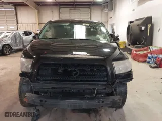 2007 Toyota Tundra SR5 with VIN 5TFBV54107X007994, listed as a IAAI auction lot 41581644 with 236,267 mi miles. Bid and sale history available at carsss.com. Image 12.
