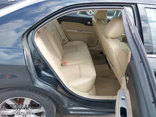 2010 Mercury Milan Premier with VIN 3MEHM0JA7AR639300, listed as a IAAI auction lot 42087582 with 229,400 mi miles. Bid and sale history available at carsss.com. Image 8.