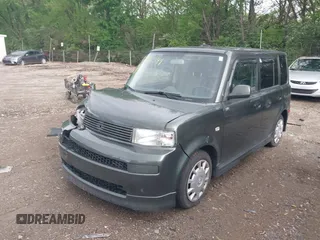2006 Scion xB with VIN JTLKT324664040753, listed as a IAAI auction lot 42196344 with 121,151 mi miles. Bid and sale history available at carsss.com. Image 2.