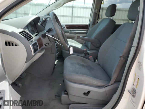 2010 Chrysler Town & Country Touring with VIN 2A4RR5D18AR413248, listed as a Copart auction lot 54856335 with 170,530 mi miles and Salvage Title. Bid and sale history available at DreamBid. Image 7.