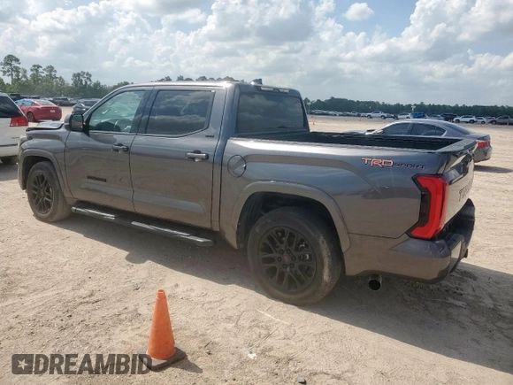 2022 Toyota Tundra SR5 with VIN 5TFLA5AB3NX009801, listed as a Copart auction lot 62122045 with 19,377 mi miles and Salvage title. Bid and sale history available at DreamBid. Image 2.