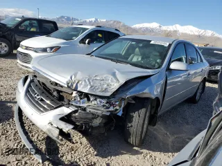 2009 Hyundai Sonata Limited with VIN 5NPEU46C49H574183, listed as a Copart auction lot 48484295 with 189,934 mi miles and Salvage Title. Bid and sale history available at DreamBid. Image 1.