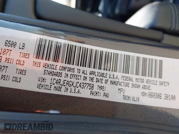 2018 Jeep Grand Cherokee Altitude with VIN 1C4RJEAGXJC437758, listed as a IAAI auction lot 41692624 with 62,433 mi miles. Bid and sale history available at carsss.com. Image 9.