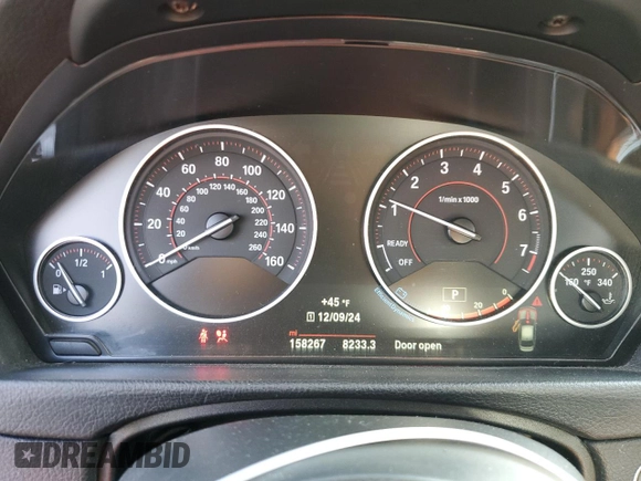 2017 BMW 3 Series 340i xDrive with VIN WBA8B7G57HNU37528, listed as a Copart auction lot 83870294 with 158,267 mi miles and Salvage title. Bid and sale history available at DreamBid. Image 9.
