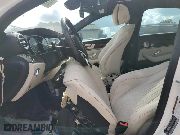 2017 Mercedes-Benz E 300 Luxury with VIN WDDZF4JB0HA010018, listed as a Copart auction lot 61529565 with Not provided miles and Salvage title. Bid and sale history available at DreamBid. Image 7.