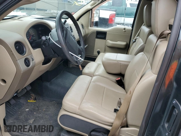 2005 Ford F-150 XL с VIN 1FTRF12285NC01875, выставлен на аукционе Copart как лот 86248024 с пробегом Не указан миль и Чистый • Clean title. История ставок и продаж доступна на DreamBid. Изображение 7.
