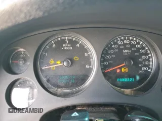 2008 Chevrolet Tahoe 2LT z VIN 1GNFC13088R139102, wystawiony jako Copart lot #52535205 z przebiegiem 260 619 mil mil oraz Czysty tytuł • Clean title. Historia ofert i sprzedaży dostępna na DreamBid. Obrazek 9.