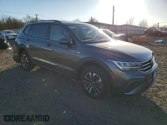 2022 Volkswagen Tiguan S with VIN 3VV0B7AX2NM043145, listed as a Copart auction lot 80870404 with 22,284 mi miles and Salvage Title. Bid and sale history available at carsss.com. Image 4.