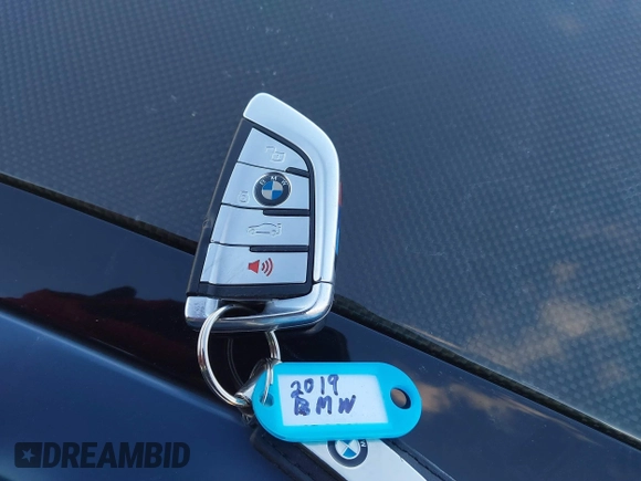 2019 BMW 8 Series M850i xDrive with VIN WBABC4C54KBU96780, listed as a IAAI auction lot 41015686 with 15,451 mi miles and . Bid and sale history available at DreamBid. Image 11.