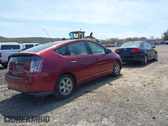 2005 Toyota Prius with VIN JTDKB20U650130633, listed as a IAAI auction lot 42114217 with 299,999 mi miles. Bid and sale history available at carsss.com. Image 4.