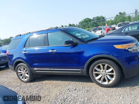 2014 Ford Explorer XLT with VIN 1FM5K7D83EGC56295, listed as a IAAI auction lot 42476324 with 203,692 mi miles and . Bid and sale history available at DreamBid. Image 13.