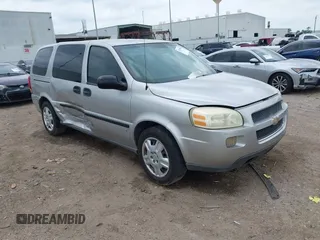 2008 Chevrolet Uplander LS z VIN 1GNDV23W38D175417, wystawiony jako IAAI lot #42395689 z przebiegiem 176 066 mil mil oraz . Historia ofert i sprzedaży dostępna na DreamBid. Obrazek 1.