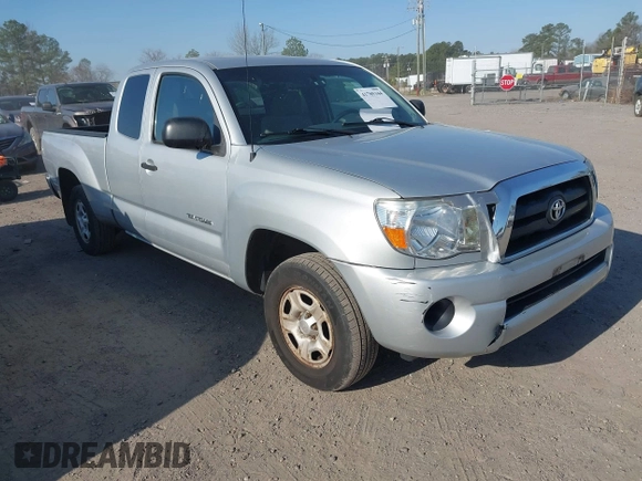 2006 Toyota Tacoma z VIN 5TETX22N26Z178272, wystawiony jako IAAI lot #41785344 z przebiegiem 414 561 mil mil oraz . Historia ofert i sprzedaży dostępna na DreamBid. Obrazek 1.