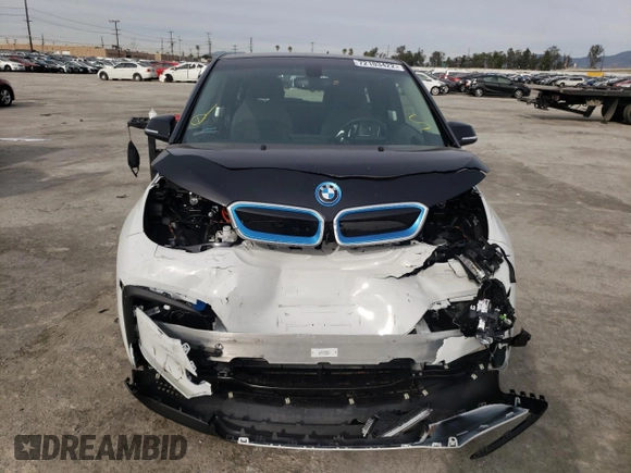 2021 BMW i3 with VIN WBY8P2C0XM7K09697, listed as a Copart auction lot 72103422 with 2,824 mi miles. Bid and sale history available at carsss.com. Image 5.