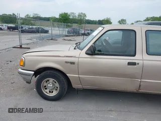 1996 Ford Ranger XL z VIN 1FTCR14A8TPA44853, wystawiony jako IAAI lot #42430513 z przebiegiem 178 534 mil mil oraz . Historia ofert i sprzedaży dostępna na DreamBid. Obrazek 13.