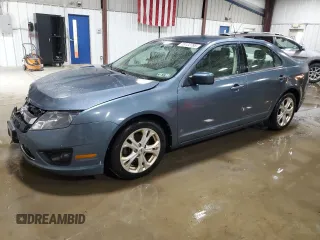 2012 Ford Fusion SE z VIN 3FAHP0HA5CR358765, wystawiony jako Copart lot #59122785 z przebiegiem 111 640 mil mil oraz Szkoda całkowita • Salvage title. Historia ofert i sprzedaży dostępna na DreamBid. Obrazek 1.