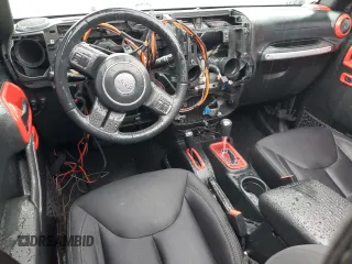 2018 Jeep Wrangler JK Unlimited Sahara with VIN 1C4BJWEG3JL918792, listed as a Copart auction lot 84415624 with 0 mi miles and Clean Title. Bid and sale history available at carsss.com. Image 8.