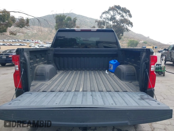 2021 Chevrolet Silverado 1500 RST with VIN 3GCPWDET7MG135016, listed as a IAAI auction lot 42153121 with 41,170 mi miles and . Bid and sale history available at DreamBid. Image 16.