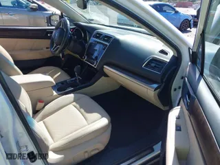 2018 Subaru Outback Limited with VIN 4S4BSANC5J3259686, listed as a IAAI auction lot 41822985 with 43,584 mi miles. Bid and sale history available at carsss.com. Image 5.
