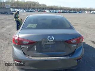 2017 Mazda 3 Touring z VIN 3MZBN1V70HM130081, wystawiony jako IAAI lot #42091430 z przebiegiem 114 480 mil mil oraz . Historia ofert i sprzedaży dostępna na DreamBid. Obrazek 16.