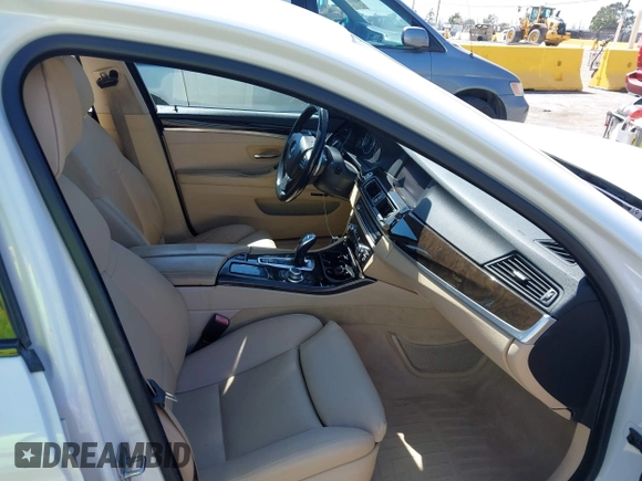 2011 BMW 5 Series 550i with VIN WBAFR9C59BC617438, listed as a IAAI auction lot 42619509 with 107,078 mi miles and . Bid and sale history available at DreamBid. Image 5.