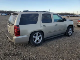 2010 Chevrolet Tahoe LT z VIN 1GNMCBE31AR144717, wystawiony jako Copart lot #46361155 z przebiegiem 153 575 mil mil oraz Szkoda całkowita • Salvage title. Historia ofert i sprzedaży dostępna na DreamBid. Obrazek 3.