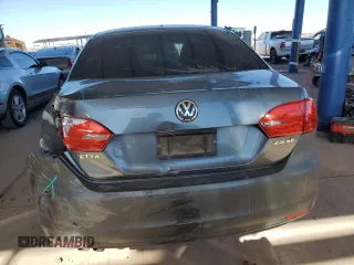 2013 Volkswagen Jetta SE with VIN 3VWBX7AJ2DM288091, listed as a Copart auction lot 44272975 with 148,976 mi miles and Salvage title. Bid and sale history available at DreamBid. Image 6.