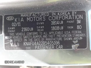 2011 Kia Forte EX with VIN KNAFU4A22B5405396, listed as a IAAI auction lot 42125381 with 209,300 mi miles. Bid and sale history available at carsss.com. Image 9.