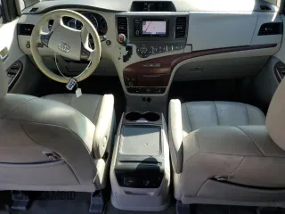 2013 Toyota Sienna XLE AAS with VIN 5TDYK3DC5DS322039, listed as a Copart auction lot 61657715 with 185,269 mi miles and Salvage title. Bid and sale history available at DreamBid. Image 8.