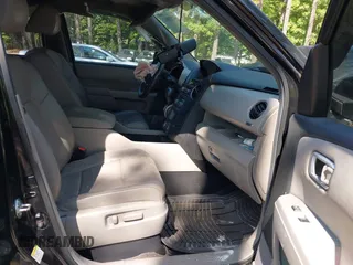 2013 Honda Pilot Touring with VIN 5FNYF3H96DB011470, listed as a IAAI auction lot 42535022 with 201,380 mi miles and . Bid and sale history available at DreamBid. Image 5.