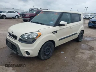 2013 Kia Soul with VIN KNDJT2A50D7559417, listed as a IAAI auction lot 42153196 with 152,119 mi miles. Bid and sale history available at carsss.com. Image 2.