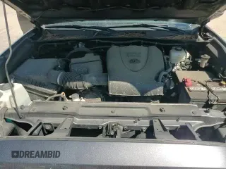 2021 Toyota Tacoma SR z VIN 3TYCZ5AN0MT018886, wystawiony jako Copart lot #80295725 z przebiegiem 45 982 mil mil oraz Czysty tytuł • Clean title. Historia ofert i sprzedaży dostępna na DreamBid. Obrazek 15.