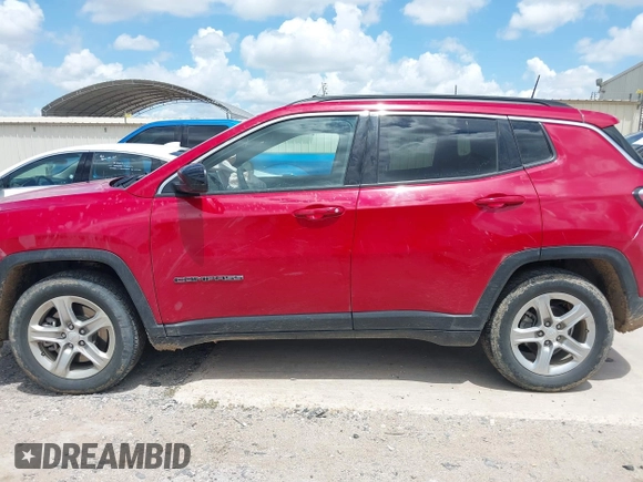 2024 Jeep Compass Latitude с VIN 3C4NJDBN4RT604668, выставлен на аукционе IAAI как лот 42708921 с пробегом 40 072 миль миль и . История ставок и продаж доступна на DreamBid. Изображение 14.
