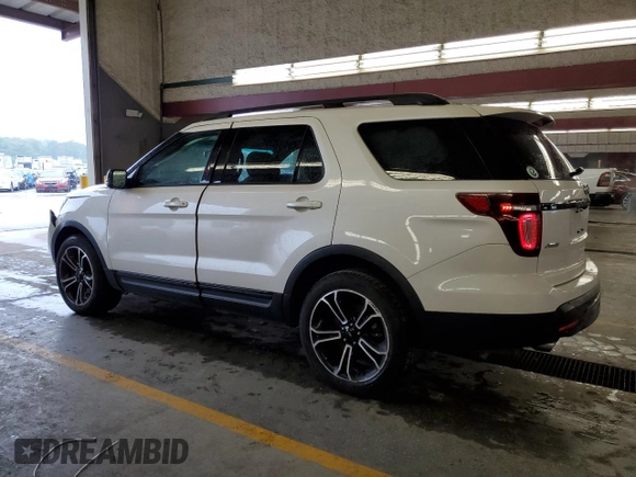 2015 Ford Explorer Sport z VIN 1FM5K8GTXFGC15296, wystawiony jako Copart lot #57450975 z przebiegiem 108 063 mil mil oraz Nie do naprawy • Non repairable. Historia ofert i sprzedaży dostępna na DreamBid. Obrazek 2.