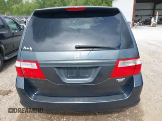 2006 Honda Odyssey LX z VIN 5FNRL38296B099742, wystawiony jako IAAI lot #42112509 z przebiegiem 328 220 mil mil oraz . Historia ofert i sprzedaży dostępna na DreamBid. Obrazek 16.