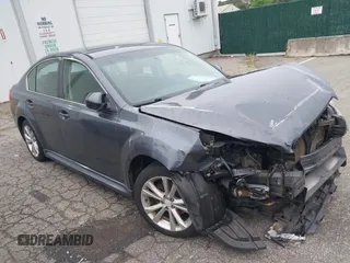 2014 Subaru Legacy Premium z VIN 4S3BMBC65E3036264, wystawiony jako IAAI lot #42519113 z przebiegiem 190 947 mil mil oraz . Historia ofert i sprzedaży dostępna na DreamBid. Obrazek 1.