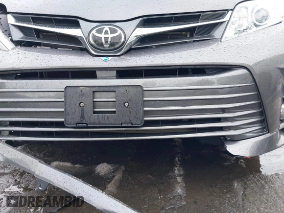 2020 Toyota Sienna XLE with VIN 5TDDZ3DC3LS240464, listed as a IAAI auction lot 41663051 with 41,602 mi miles. Bid and sale history available at carsss.com. Image 6.