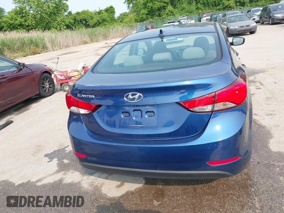 2015 Hyundai Elantra SE z VIN 5NPDH4AE9FH583692, wystawiony jako IAAI lot #42364514 z przebiegiem 156 282 mil mil oraz . Historia ofert i sprzedaży dostępna na DreamBid. Obrazek 16.