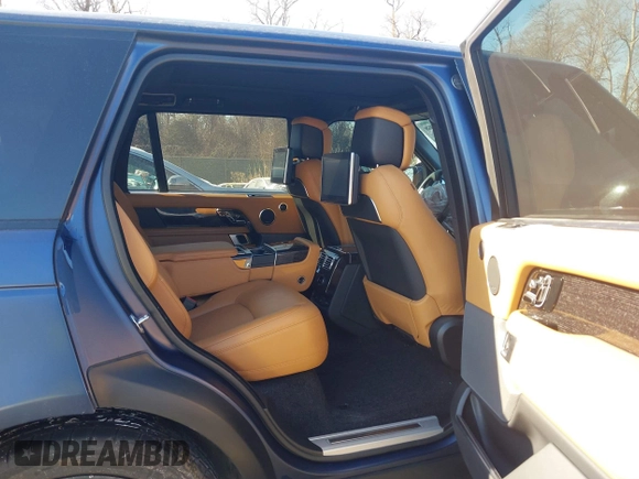 2020 Land Rover Range Rover Autobiography с VIN SALGV5SE5LA401539, выставлен на аукционе IAAI как лот 41394368 с пробегом 35 631 миль миль и . История ставок и продаж доступна на DreamBid. Изображение 8.