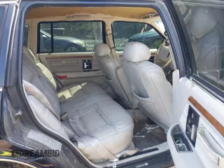 1992 Lincoln Continental with VIN 1LNLM9749NY670102, listed as a IAAI auction lot 41968015 with Not Provided miles and . Bid and sale history available at DreamBid. Image 8.