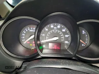 2013 Kia Rio LX z VIN KNADM4A38D6283981, wystawiony jako Copart lot #60595875 z przebiegiem 144 817 mil mil oraz Nie do naprawy • Non repairable. Historia ofert i sprzedaży dostępna na DreamBid. Obrazek 9.